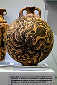 Iraklion Museum -  The Octopus Vase, 1500-1450 b.C., from Palaikastro 